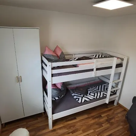 Centrum Mit Privaten Keller Apartamento